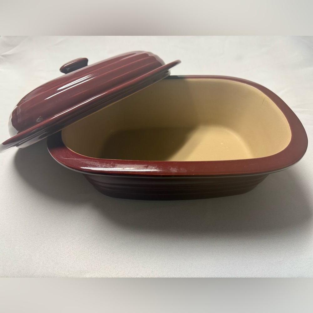 Elegant Burgundy and Cream Ceramic Baking Dish